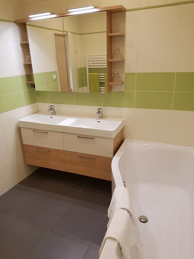 Hotel Lenau Stockerau Extérieur photo